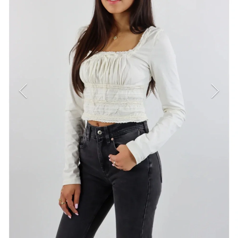 FREE PEOPLE NEW SCARLETT SMOCKED LONG SLEEVE  IVORY